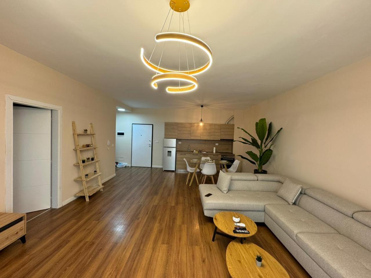 Apartamente Tirana * Тирана