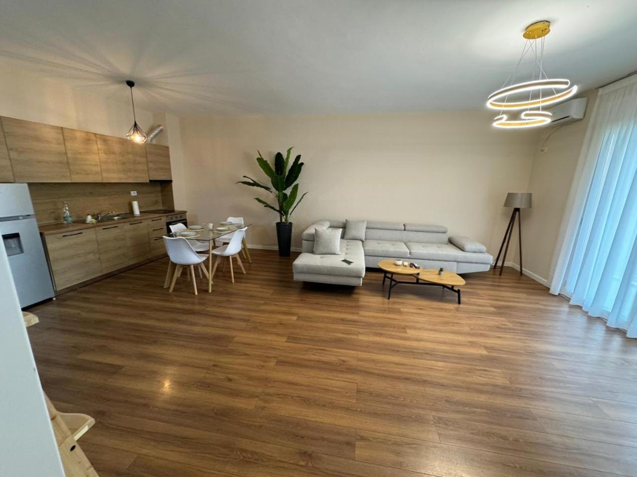 Apartamente Tirana * Тирана