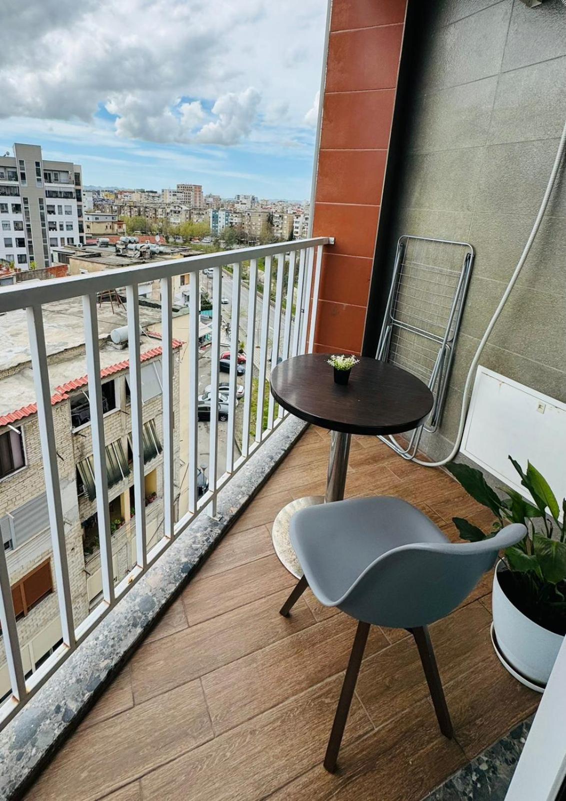 Apartamente Tirana Appartamento *